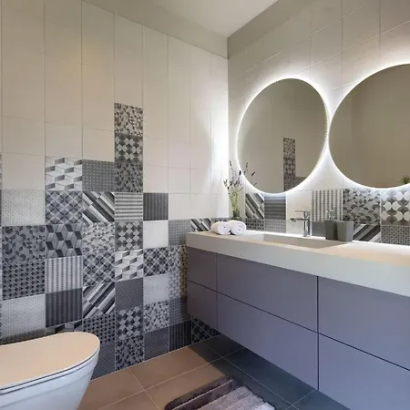 Modern Lukas With Pool In Vizinada *