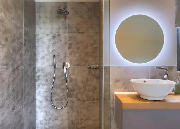 Modern Lukas With Pool In Vizinada * Markovac