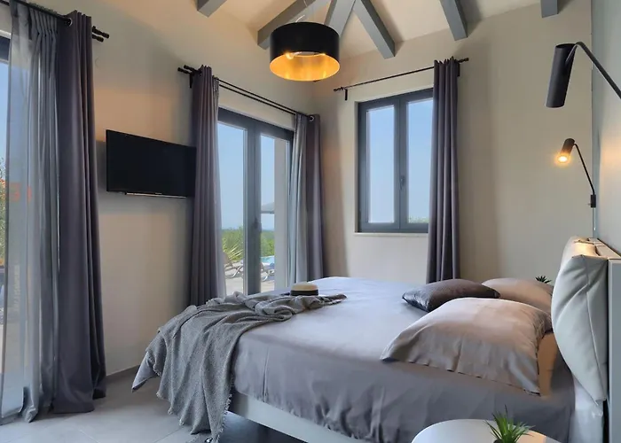 Modern Lukas With Pool In Vizinada Villa *