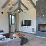 Modern Lukas With Pool In Vizinada Villa *