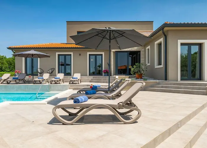 Modern Lukas With Pool In Vizinada 빌라 *